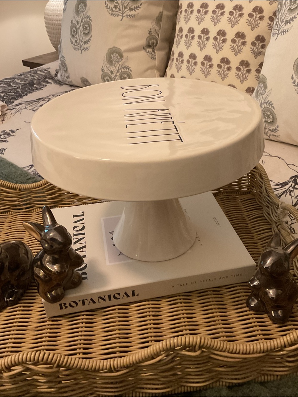 Rae Dunn BON APPÉTIT Pedestal Cake Stand - Picture 6 of 9